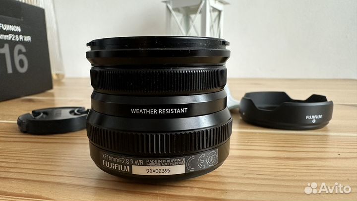 Объектив Fujifilm XF 16mm f/2.8R WR Black. Новый