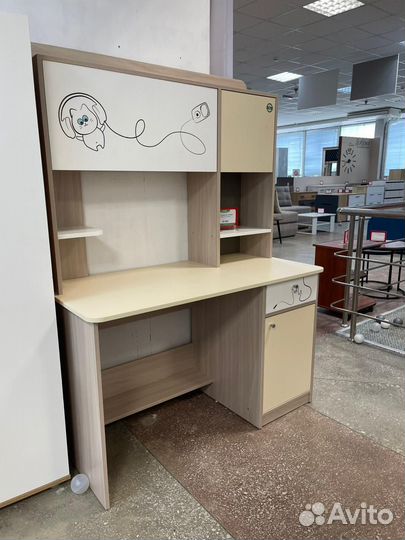 Стол письменный Котофей