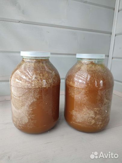 Цветочный мёд прошлогодний