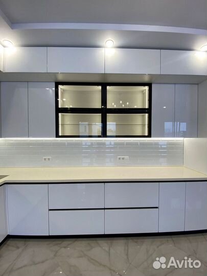 Кухонный гарнитур 