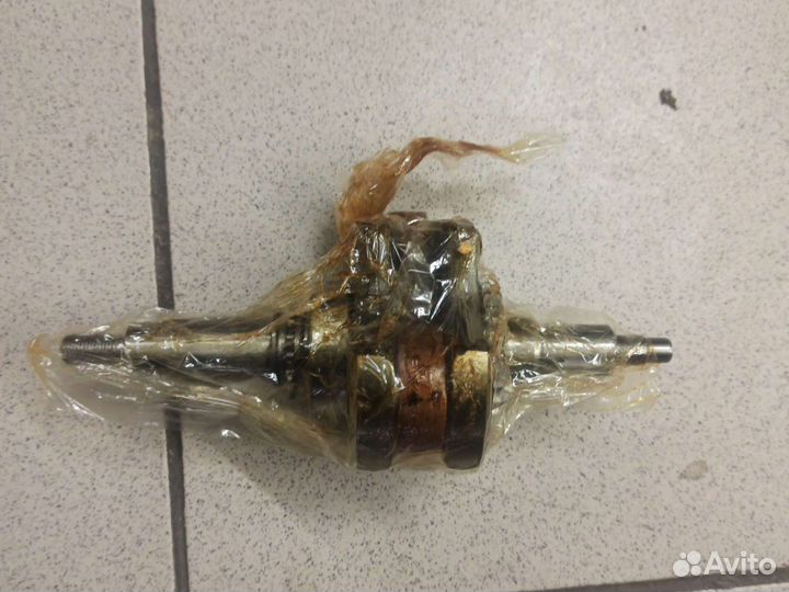 Вал коленчатый с шатуном в сборе Yamaha YBR125