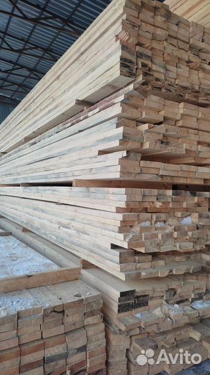 Обрезная доска из ели 40х100х6000 в Ростовской обл
