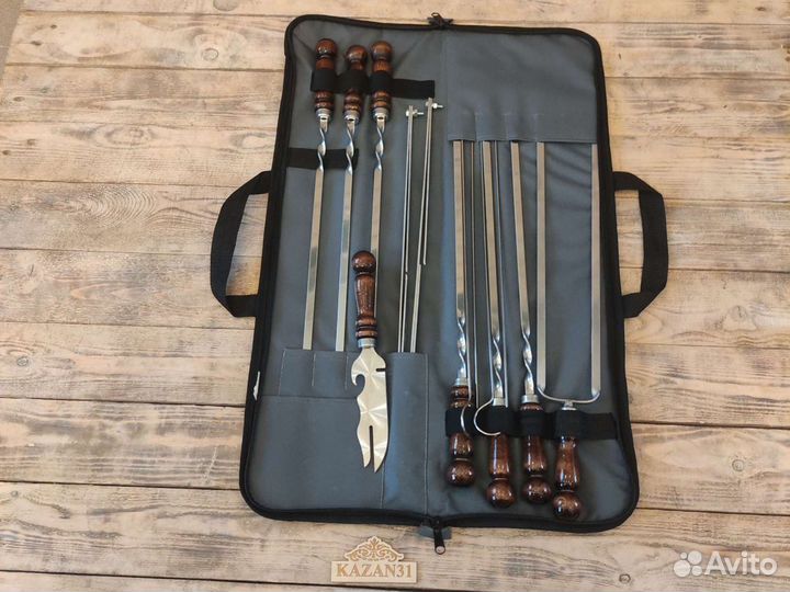 Подарочный набор шампуров в футляре