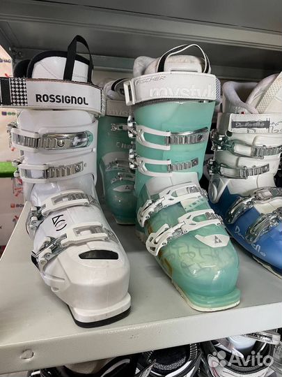 Горнолыжные ботинки женские