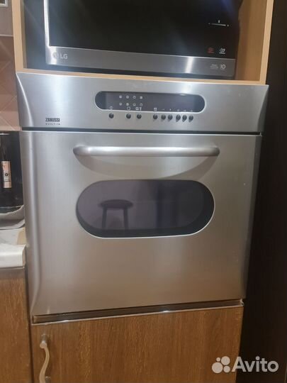 Духовой шкаф zanussi