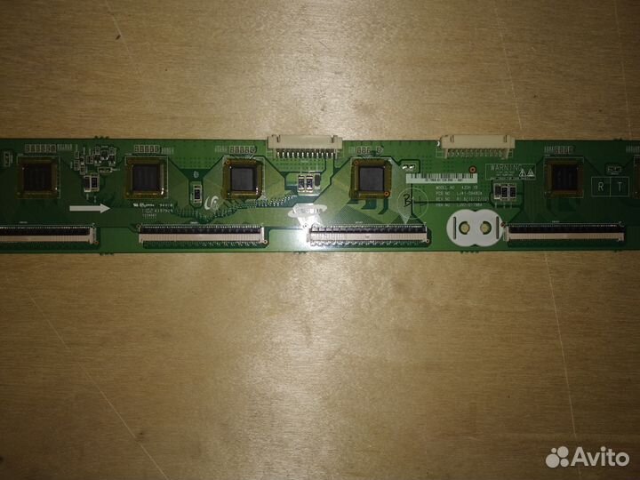 TV samsung ps43d450a2w; le40c530f1w