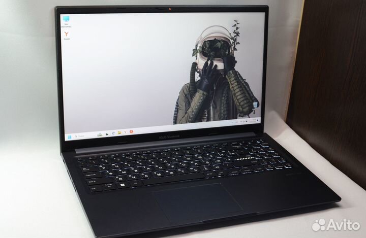 Новый быстрый ноутбук Asus VivoBook/ Ryzen 5-5th