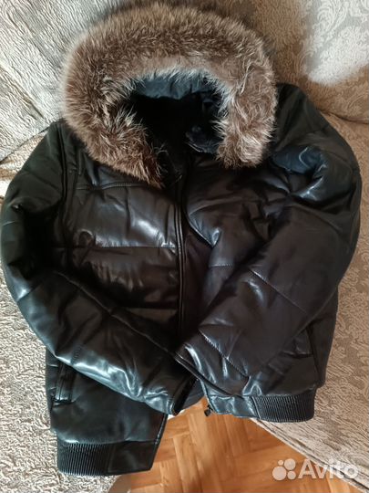 Кожаная куртка мужская с капюшоном