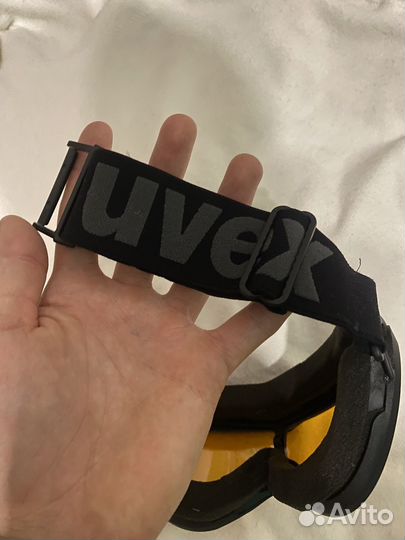 Горнолыжные очки uvex