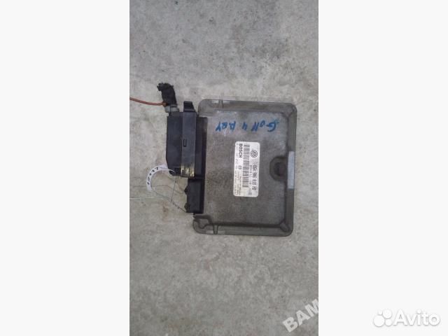 Блок управления двигателем Volkswagen Golf 4 06A90