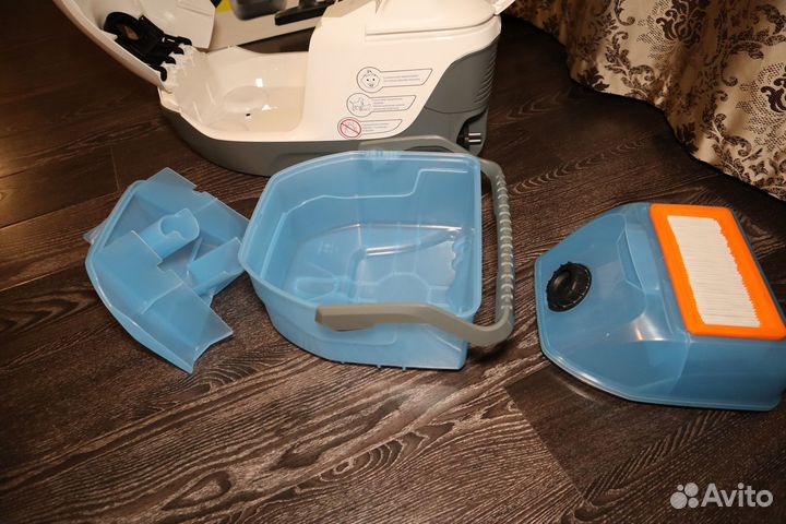 Пылесос (аквафильтр) Karcher DS6 Premium Mediclean