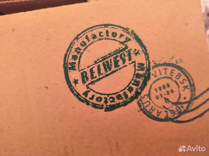 Мужская меховая кепка. И туфли женские летние