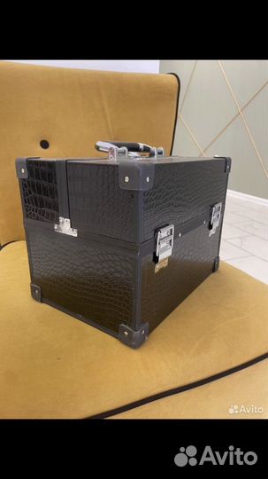 Бьюти кейс длЯ визажиста