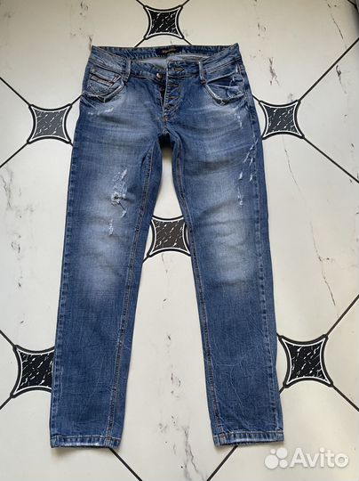 Джинсы женские Diesel размер 34
