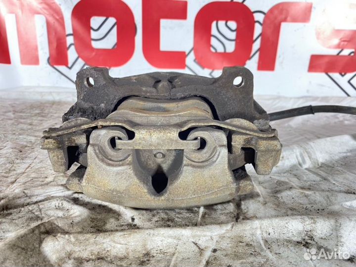 Суппорт тормозной передний правый Land Rover Range