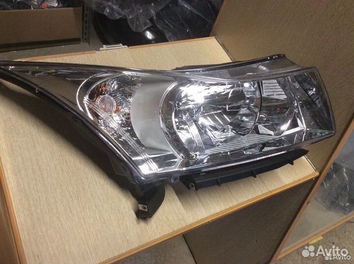 Шевроле Круз фара правая новая