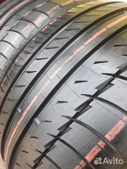 Michelin Pilot Sport PS2 265/30 R19 93Y