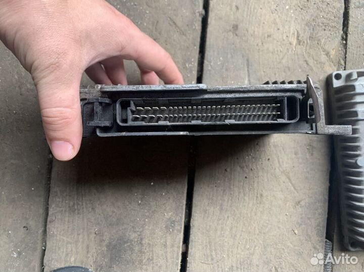 Эбу Renault Laguna 1