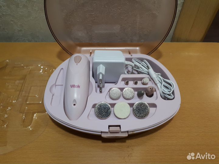 Набор для маникюра Vitek