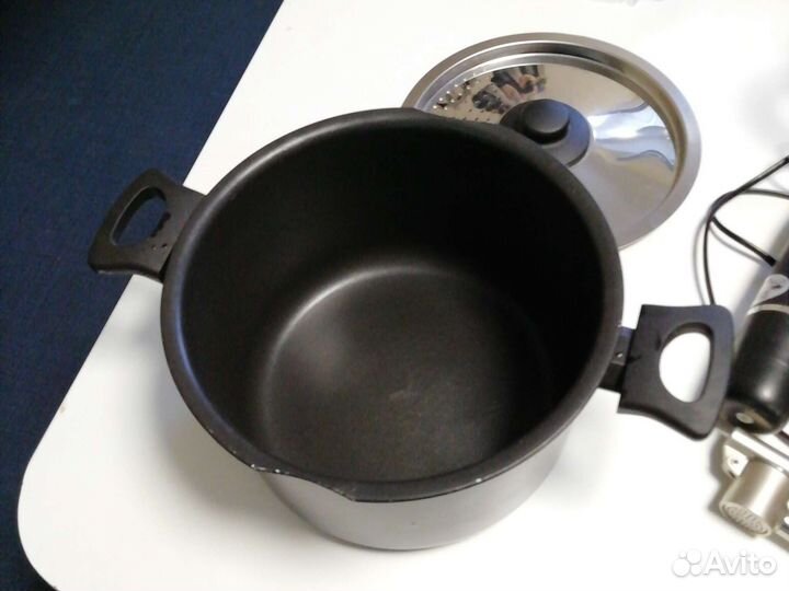 Кастрюля с крышкой Икеа