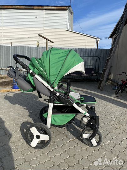 Прогулочная коляска