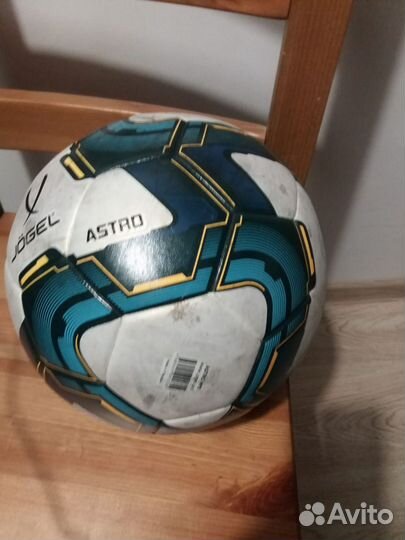 Футбольный мяч