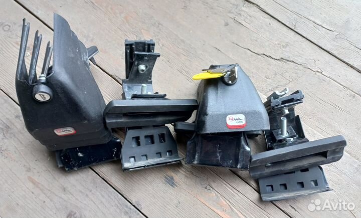 Опоры авто багажник Amos Dromader D1 и кожухи