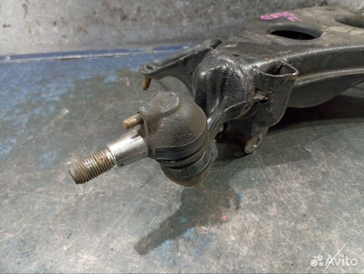 Рычаг нижний передний правый Chrysler Crossfire