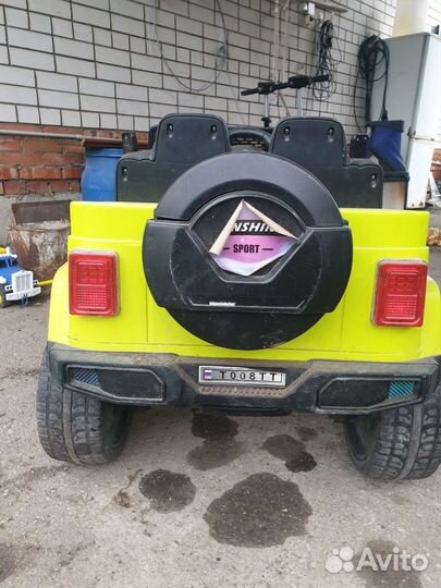 Детский электромобиль джип бу