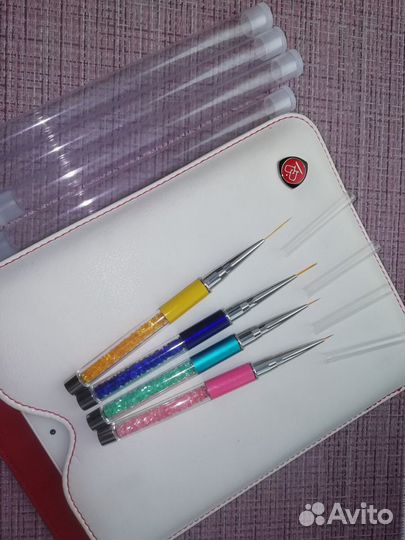 Кисти для маникюра