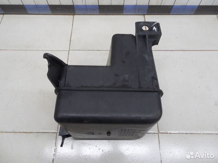 Резонатор воздушного фильтра Rezzo 2005-2010