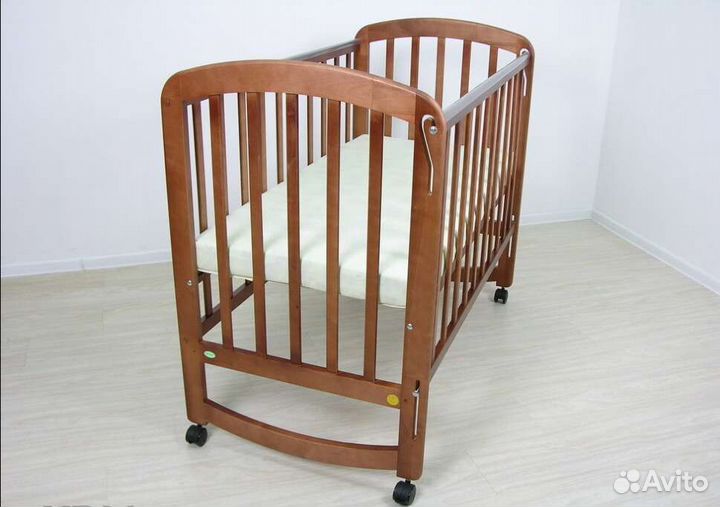 Детская кроватка с ортопед. матрасом. Сост новых