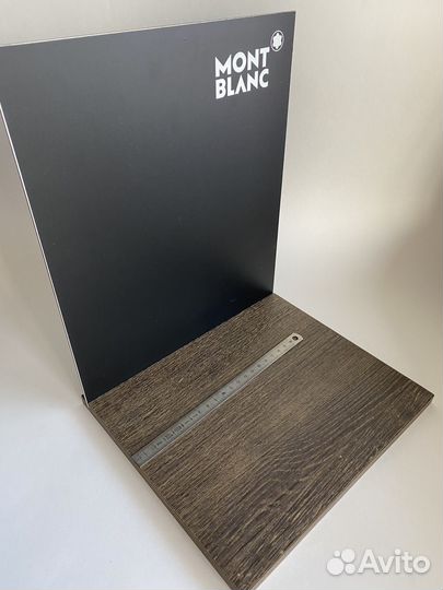 Дисплей Montblanc для ручки