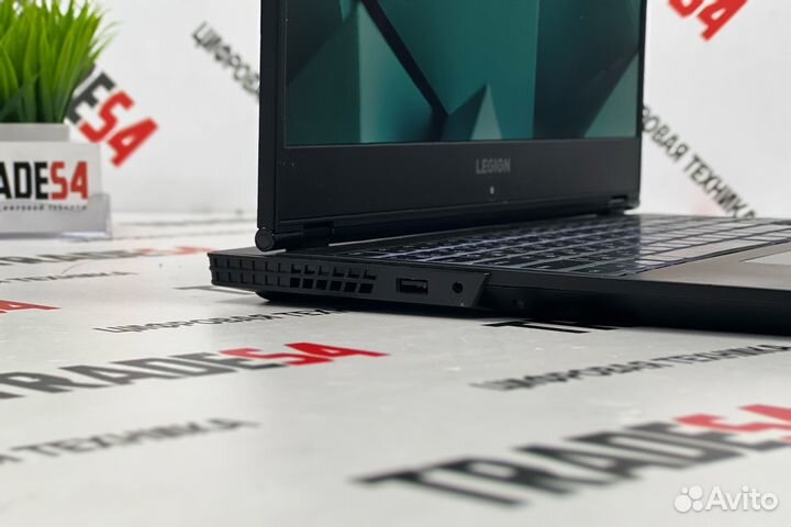 Lenovo Legion Y530-15ICH i5-8300H 8G HDD 1TB