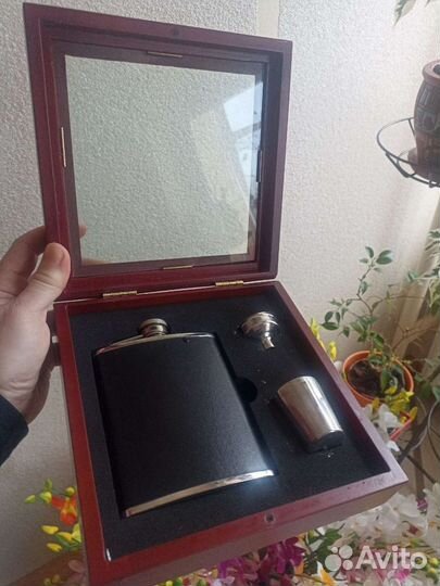 Подарочный набор фляжка