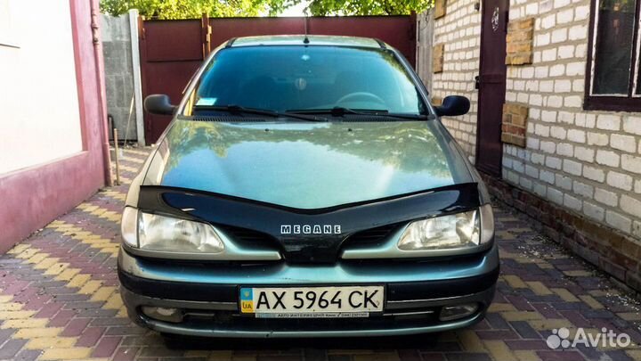 Ветровики, Дефлектор капота Renault Megan I с 1995