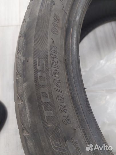 Bridgestone Turanza T005 225/45 R18