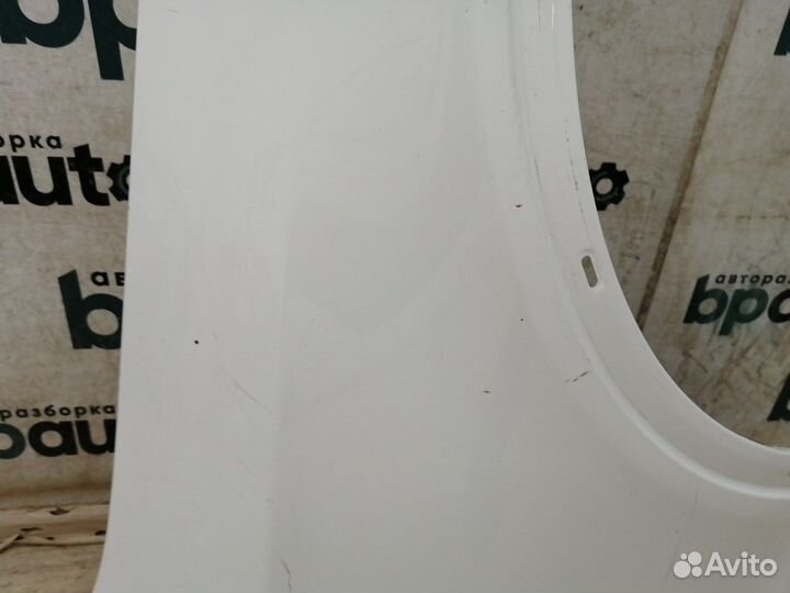 Крыло переднее правое A2538810201 Mercedes-Benz