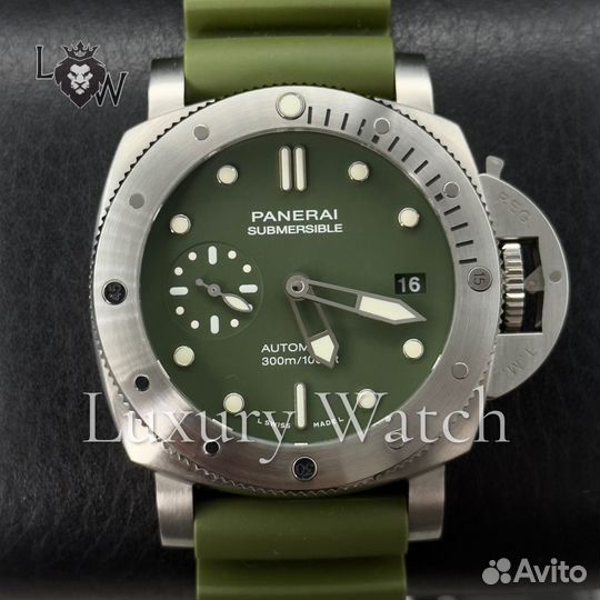 Часы Panerai Luminor Submersible