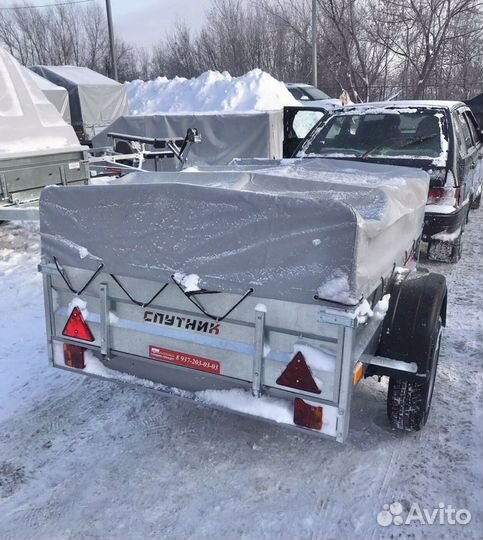 Легковой прицеп с тентом