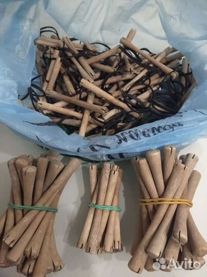 Расчески, шапка для химии, кисти, бигуди