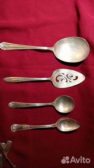 Столовые приборы старинные