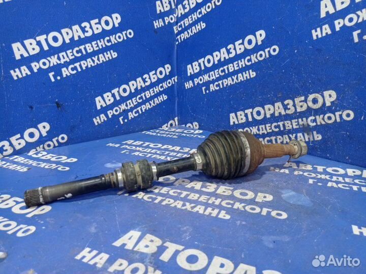 Левый привод Nissan X-Trail T30 внедорожник QR25DE