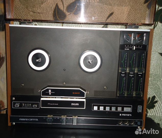Катушечный магнитофон Philips N4417