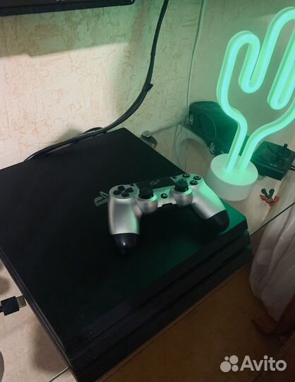 Sony playstation 4 PS4 pro 1tb с играми