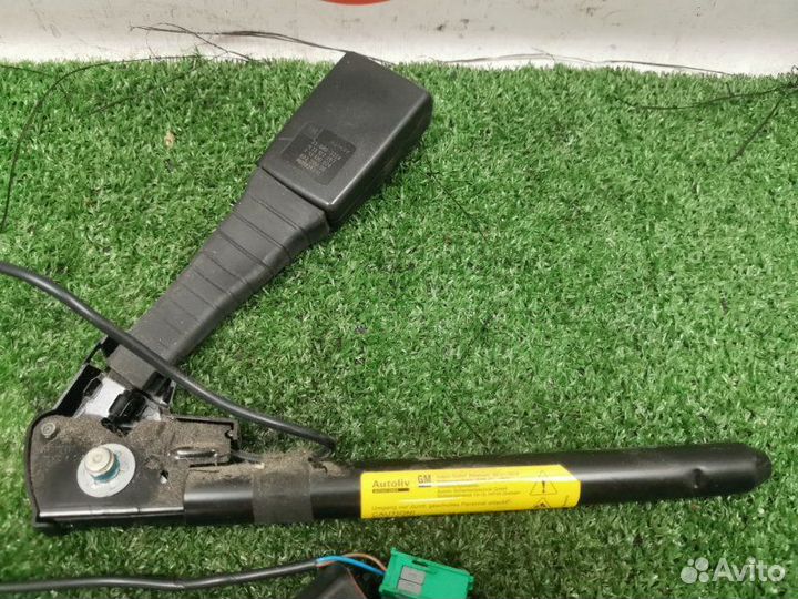 Замок ремня безопасности передний Opel Astra H