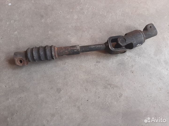 Кардан рулевой нижний Toyota Land Cruiser 200