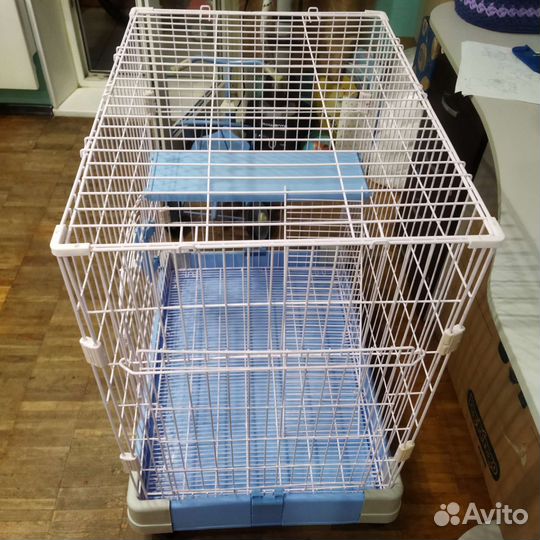 Клетка для животных с колесами вотличном состоянии