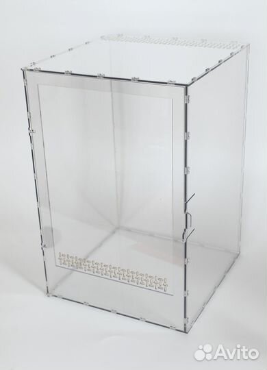 Пластиковые террариумы для пауков