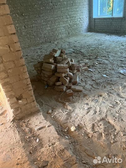 Разнорабочий с ежедневной оплатой строительство